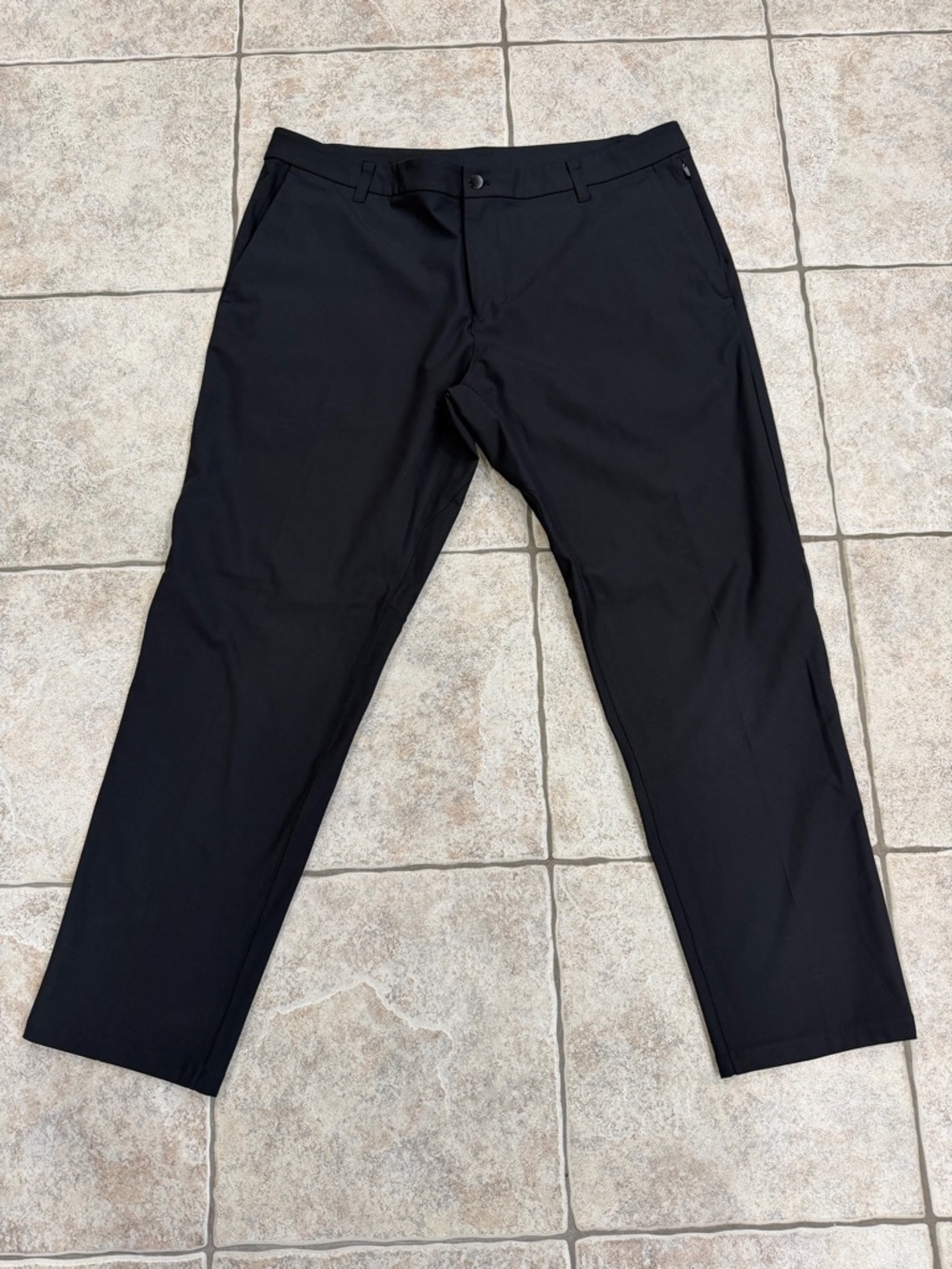 Lululemon Men’s Lululemon Commission Pant Warpstreme size 40, black
